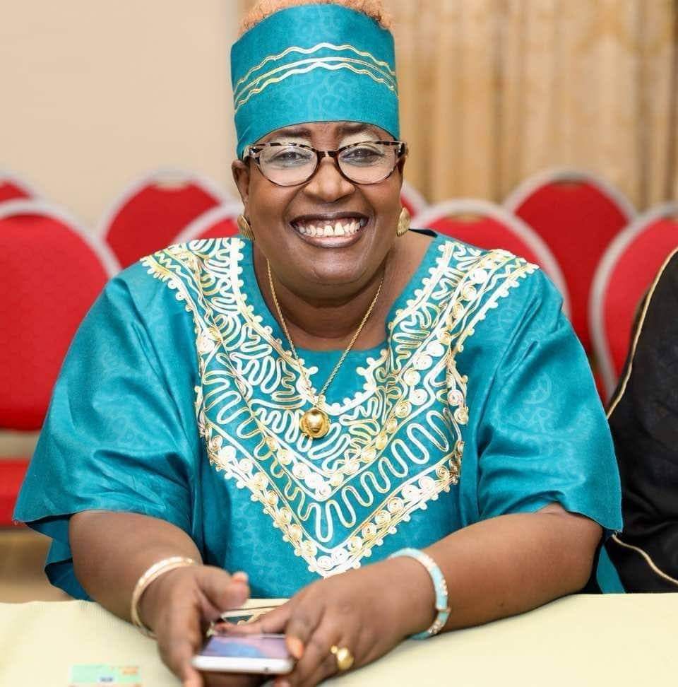 Au-revoir Manbo Euvonie