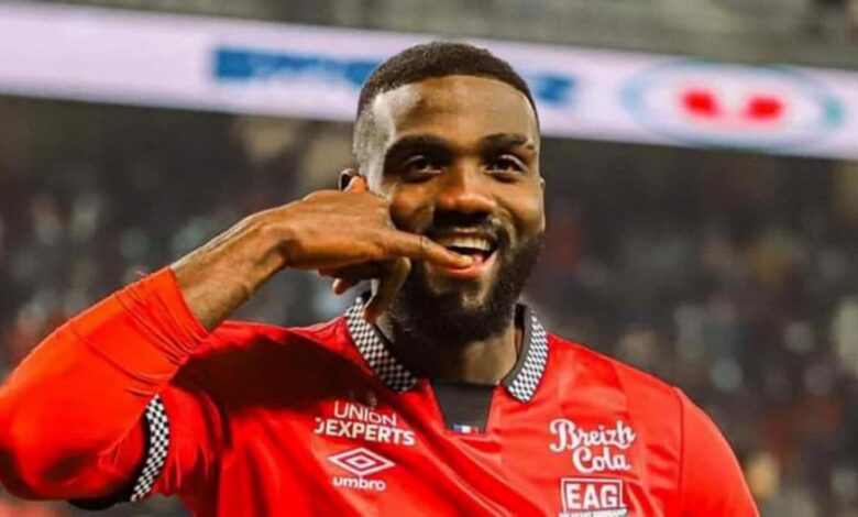 Football expatrié : Frantzdy Pierrot continue de marquer avec En Avant Guingamp