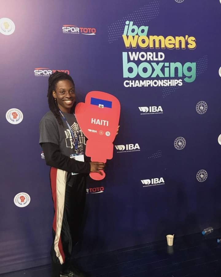 Boxe-Kathreen Sterling représente Haïti au 12e Mondial féminin Turquie
