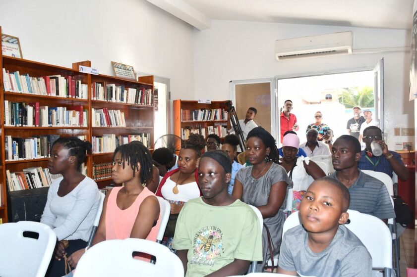 Direction Nationale du Livre en mode feu d’artifice