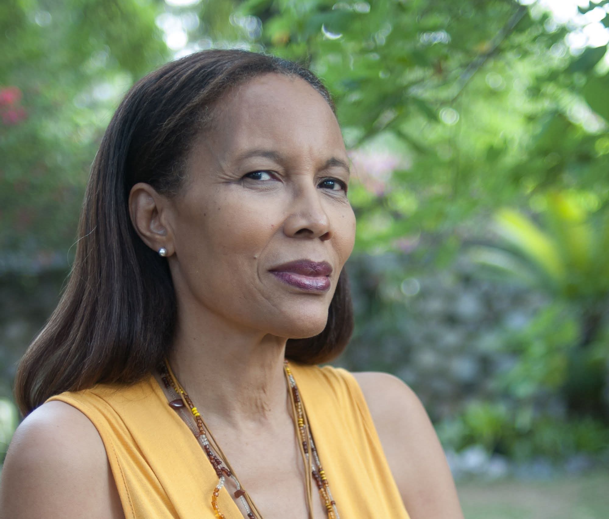 Un prix de l’Académie française à la saveur de Goncourt : Yanick Lahens, écrivaine haïtienne, superstar des réseaux sociaux