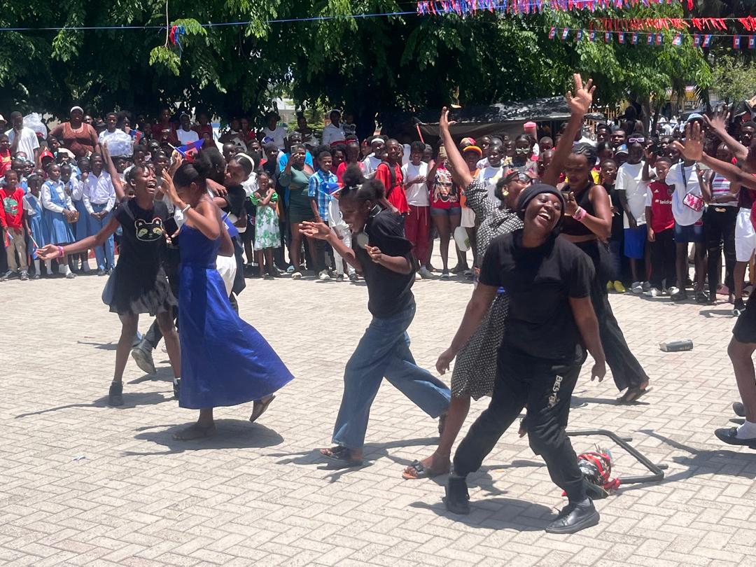 Kolektif Solèy Leve Kreyasyon (KSLK) : une nouvelle structure pour rebâtir l’art à Lascahobas