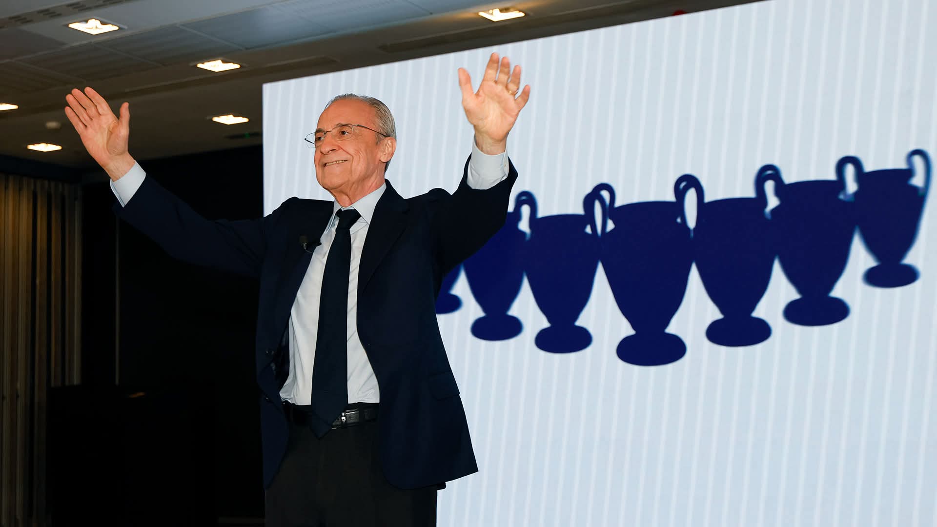 Real Madrid : Florentino Pérez réélu président